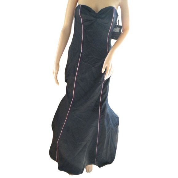 RAMPAGE NWT Vintage long gown with taffeta was $144 Size 3 - Picture 1 of 7